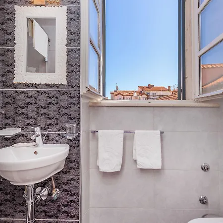 Roko House 3*