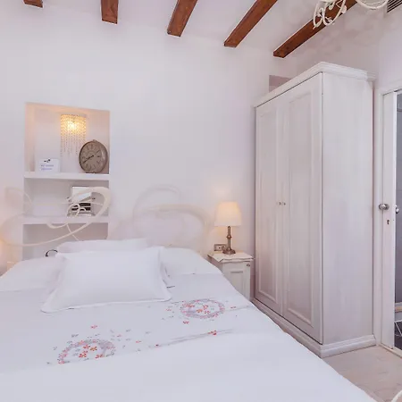 Roko House دوبروفينك