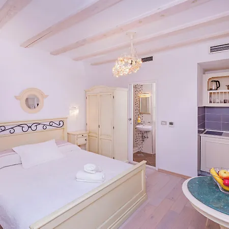 Roko House 3* دوبروفينك