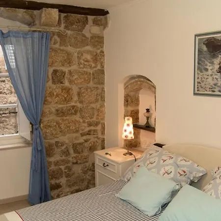 Roko House Apartment