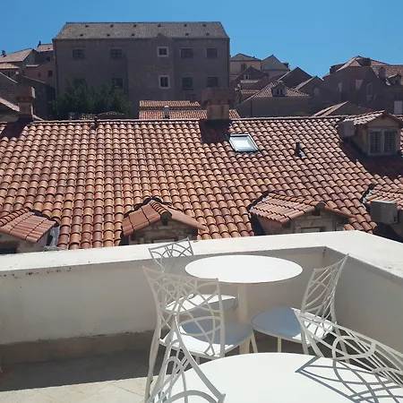 Roko House 3*