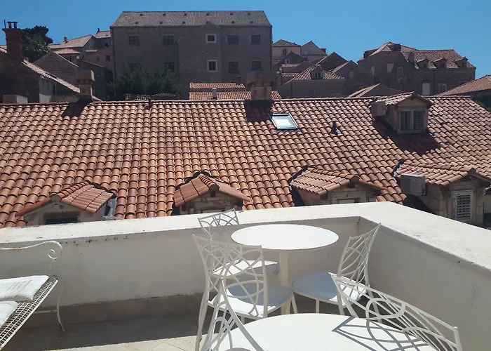 Roko House 3*