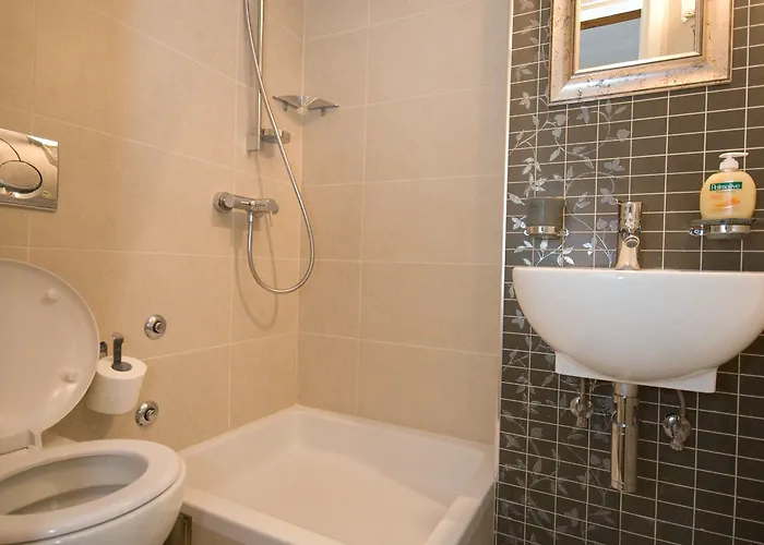 Roko House 3*