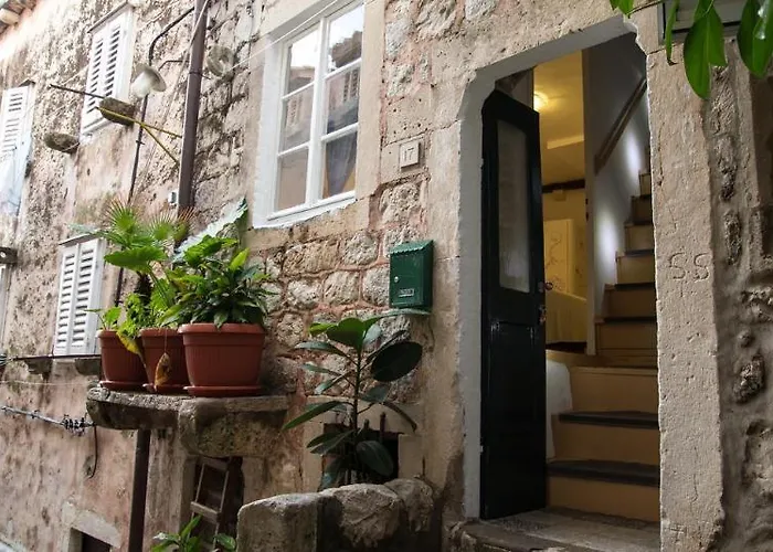 Отель Roko House 3*